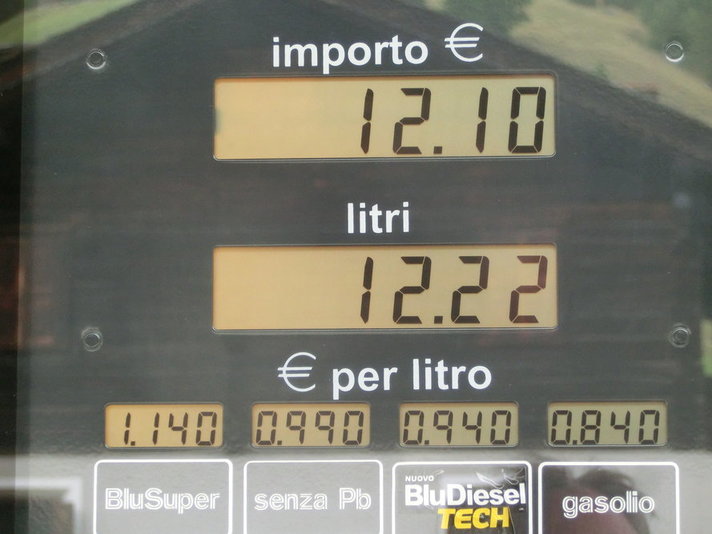 Benzinpreis
                  Livigno