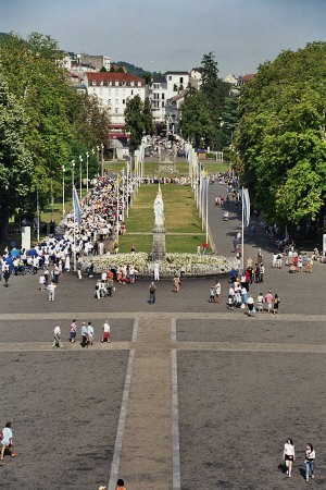 Prozession in Lourdes